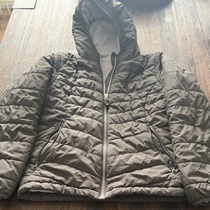 DSG Quilted Hooded Jacket in Dark Gray